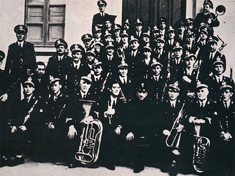 La banda gialla: vennero a Rignano per suonare e furono suonati. Foto di una banda musicale Sammarchese di alcuni anni fa.